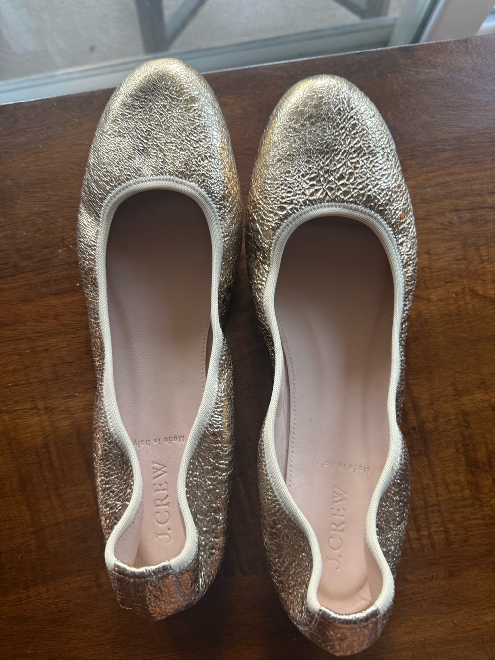 Never worn like new J. Crew Women's Crinkled Metallic Gold Ballet Flats